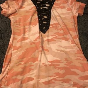 Rue 21 short sleeve peach colored shirt